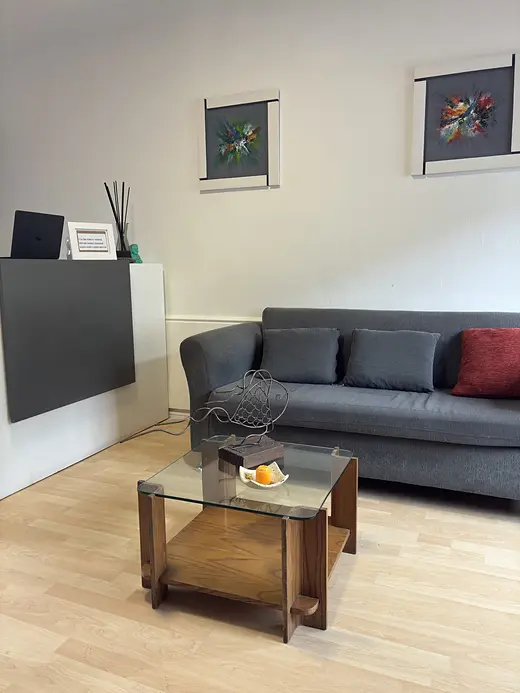 La sala de espera con el sillón